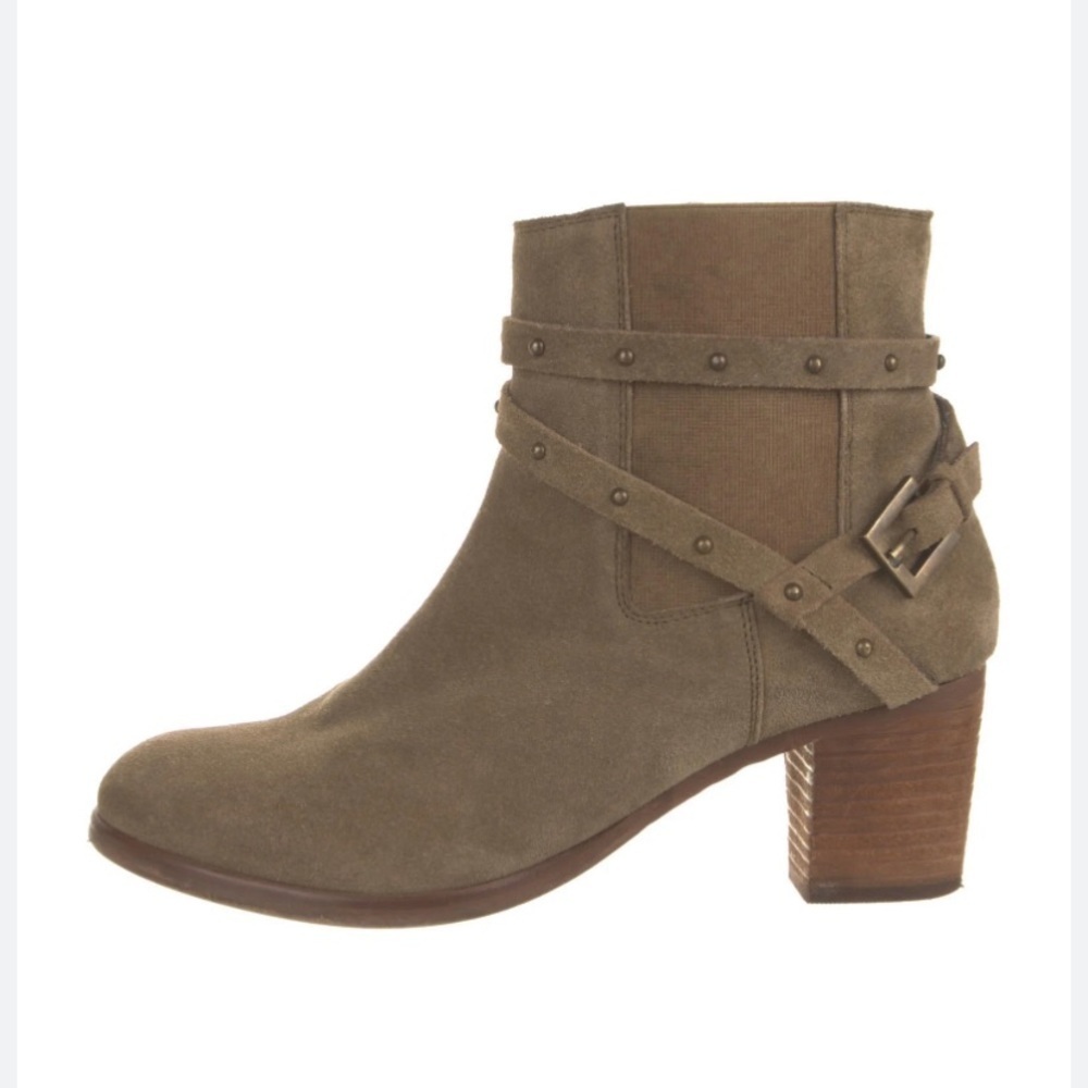 Matisse Camryn Suede Ankle Boots